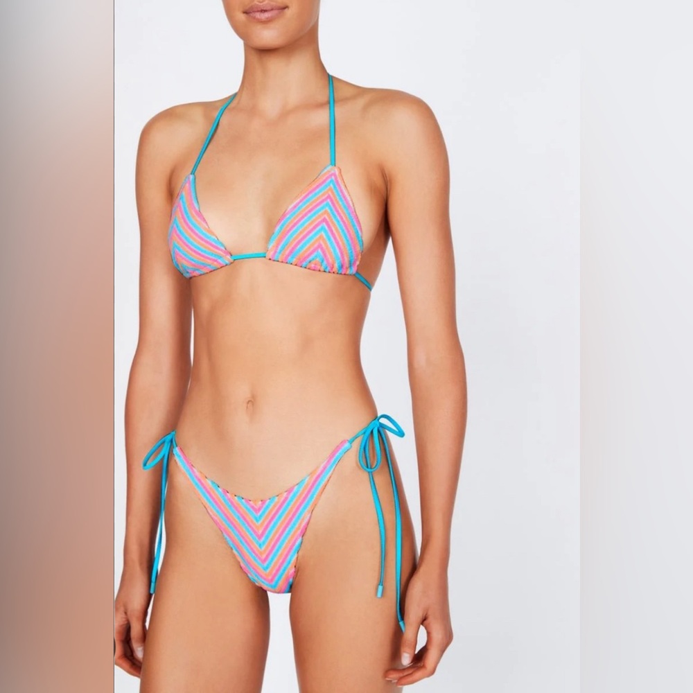 TRIANGL Swimsuit set